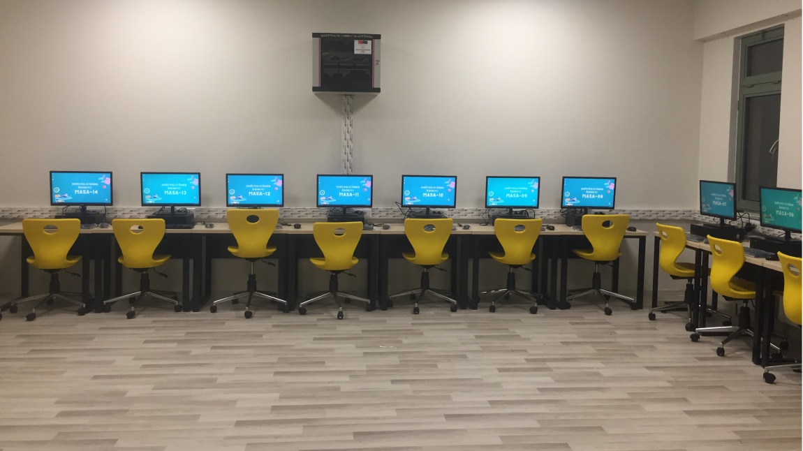 Şehit Polat Özbek İlkokulu Bilgisayar Sınıfımız Okulumuzda Öğrencilerimiz İçin Hazırlandı.